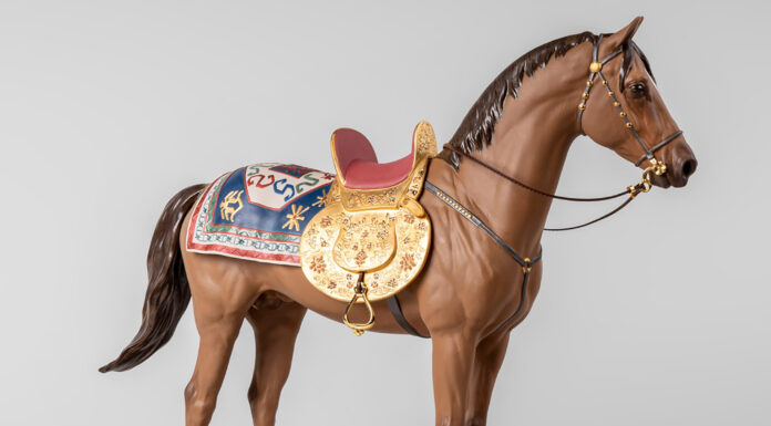 Лимитированная серия статуэток Карабахского коня от Lladró